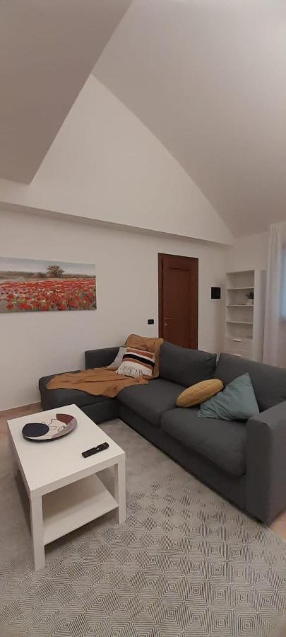 Tenuta Ferrari Cortile Zewnętrze zdjęcie