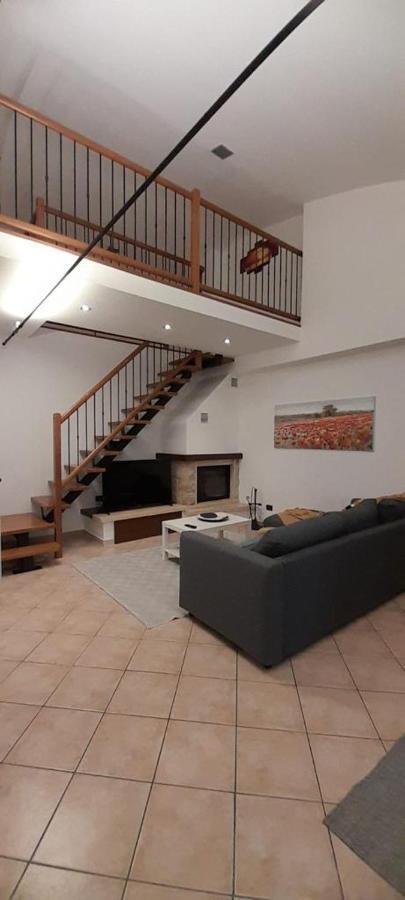Tenuta Ferrari Cortile Zewnętrze zdjęcie